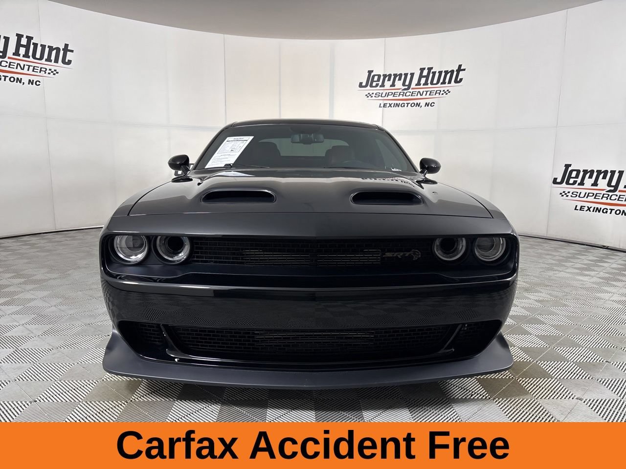 Used 2019 Dodge Challenger SRT Hellcat Redeye RWD image 3