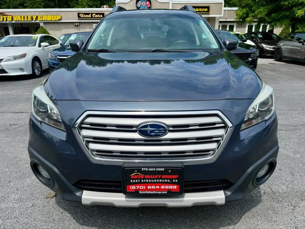 Used 2016 Subaru Outback 2.5i Limited AWD/4WD image 3