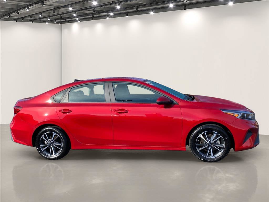 Certified 2023 Kia Forte LXS w/ LXS Technology Package FWD image 9
