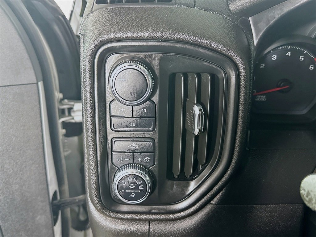 Used 2021 GMC Sierra 2500 4x4 Crew Cab w/ Convenience Package image 36