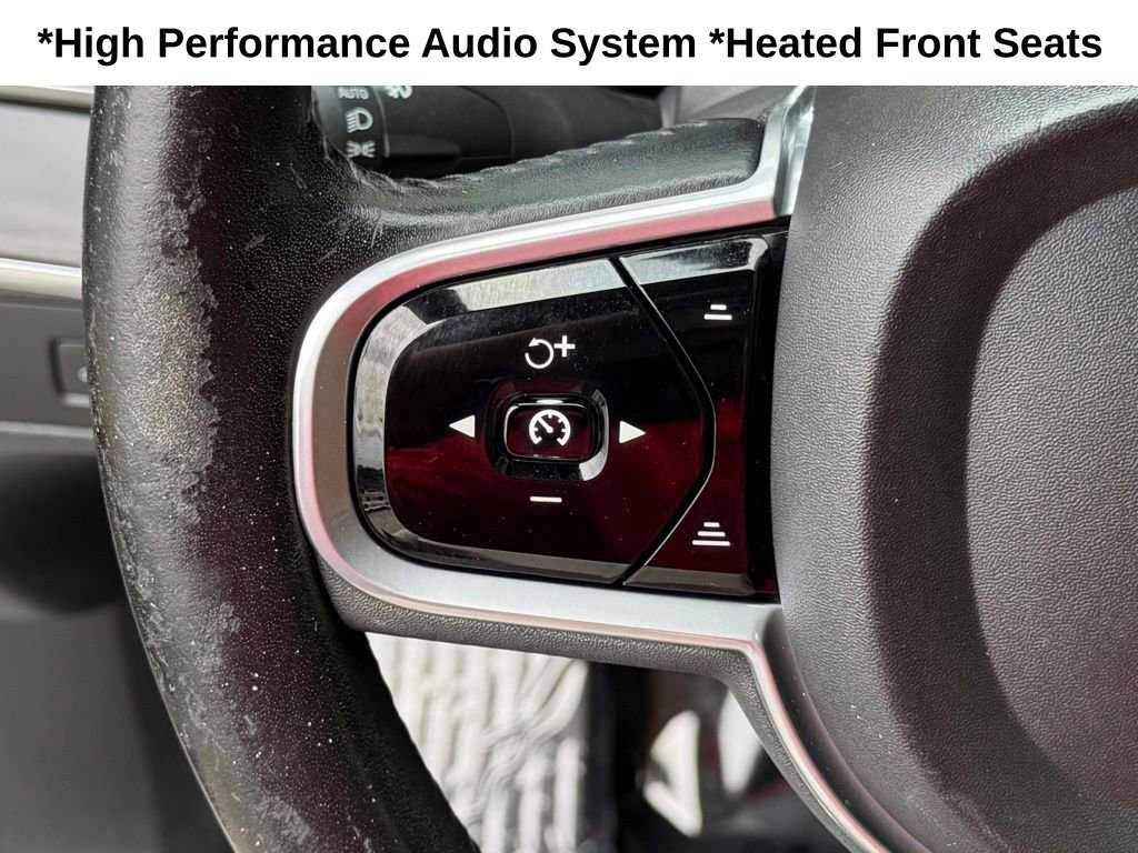 Used 2018 Volvo XC90 T6 Momentum w/ Momentum Plus Package AWD/4WD image 39