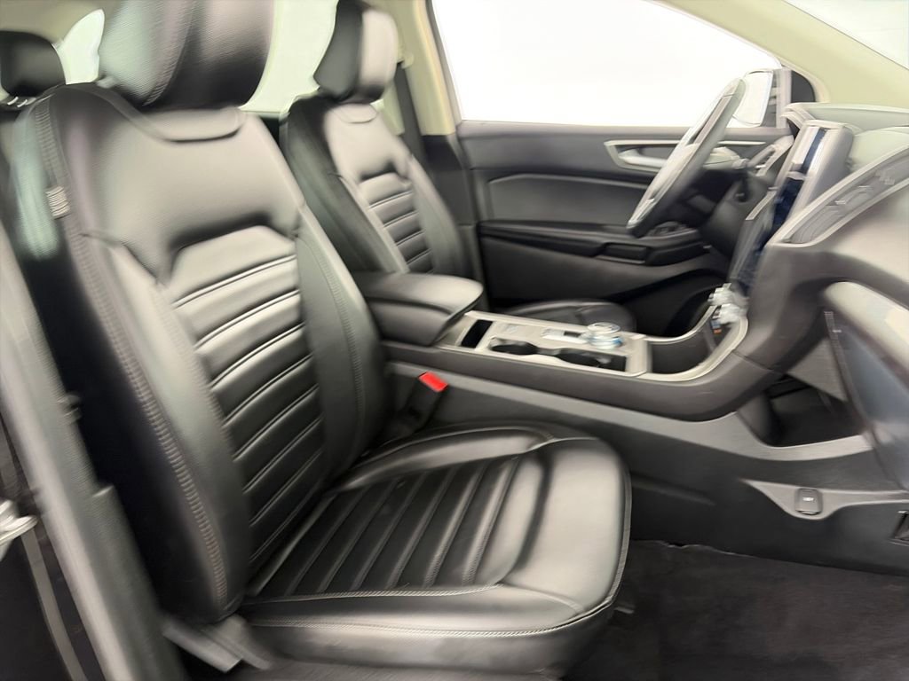 Certified 2024 Ford Edge SEL image 28