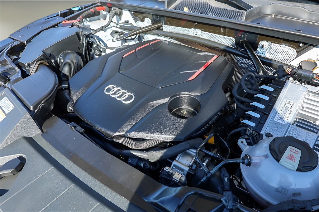 Used 2023 Audi SQ5 Prestige w/ Prestige Package image 26