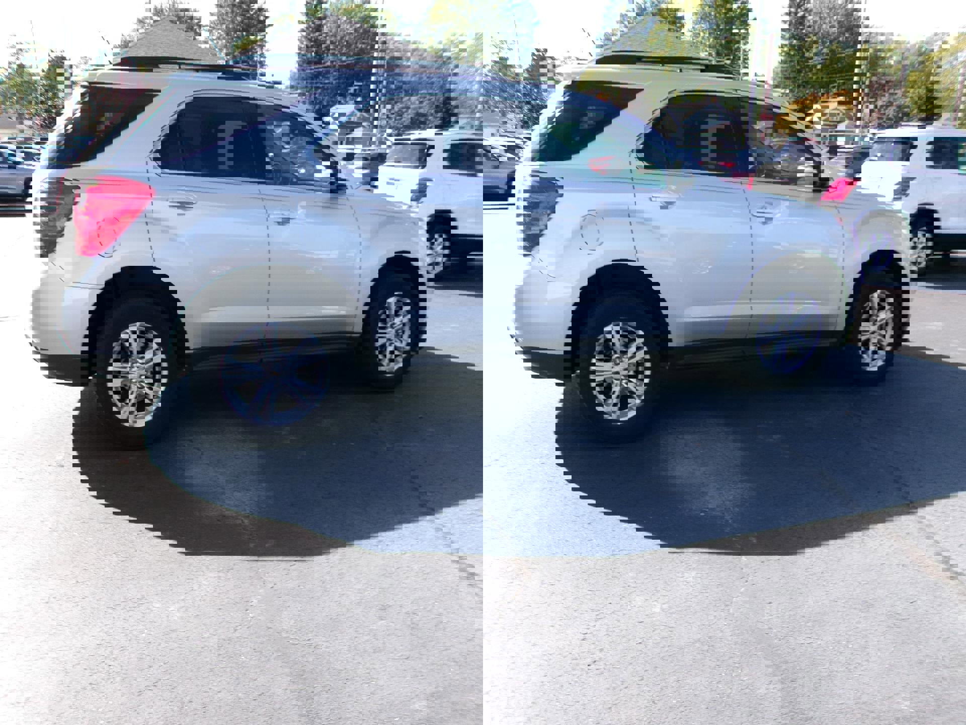 Used 2014 Chevrolet Equinox LT w/ Driver Convenience Package image 5