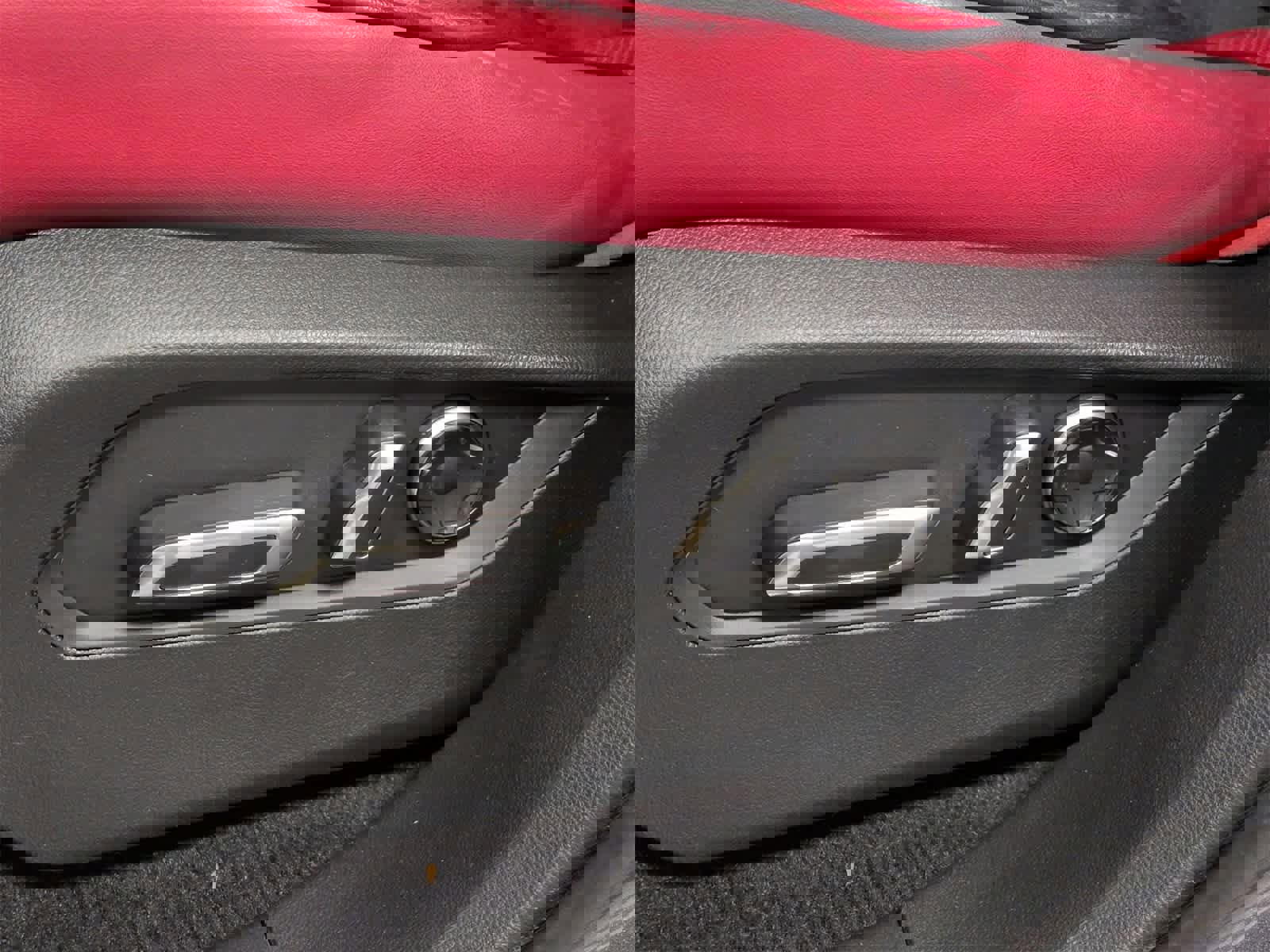 Used 2019 Acura RDX A-Spec image 18