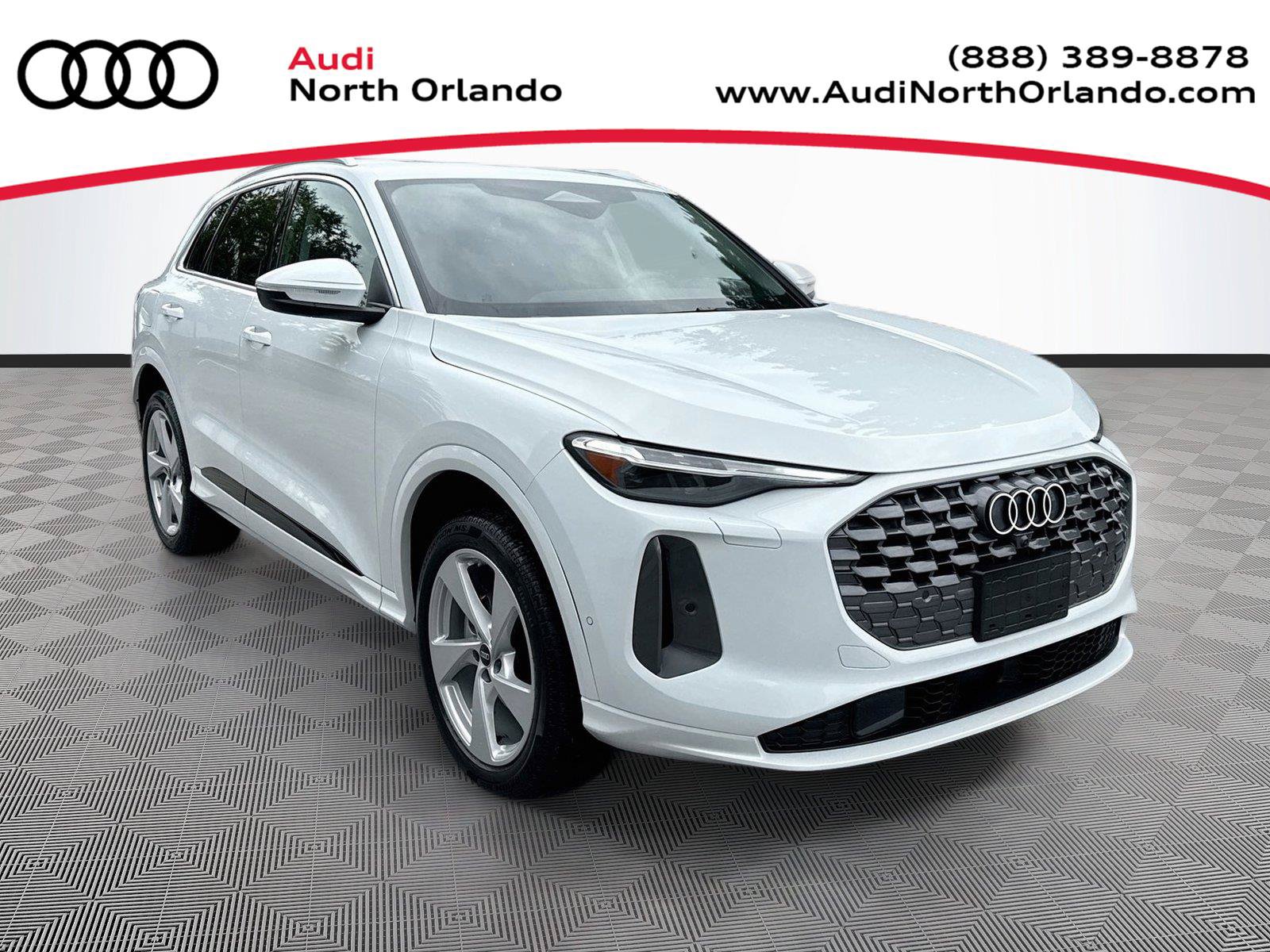 Certified 2025 Audi Q5 Premium AWD/4WD image 1