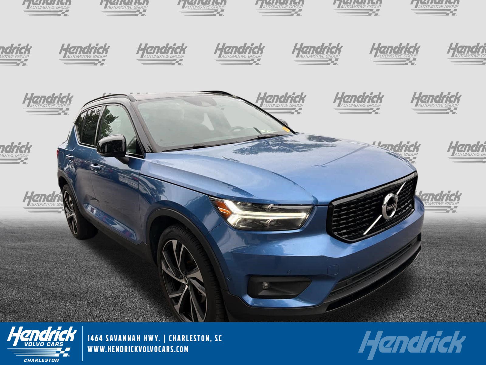 Used 2019 Volvo XC40 T5 R-Design AWD/4WD image 1