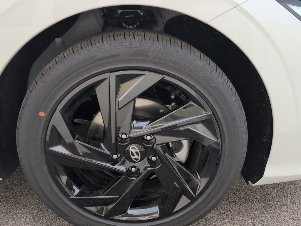 New 2026 Hyundai Elantra SEL Sport image 27