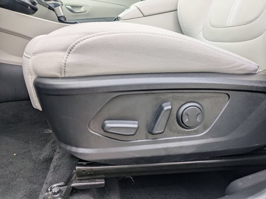 Used 2025 Hyundai Tucson SEL AWD/4WD image 11