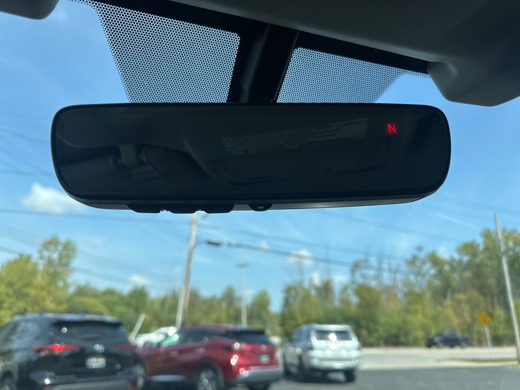 Used 2018 Subaru Outback 3.6R Touring image 28