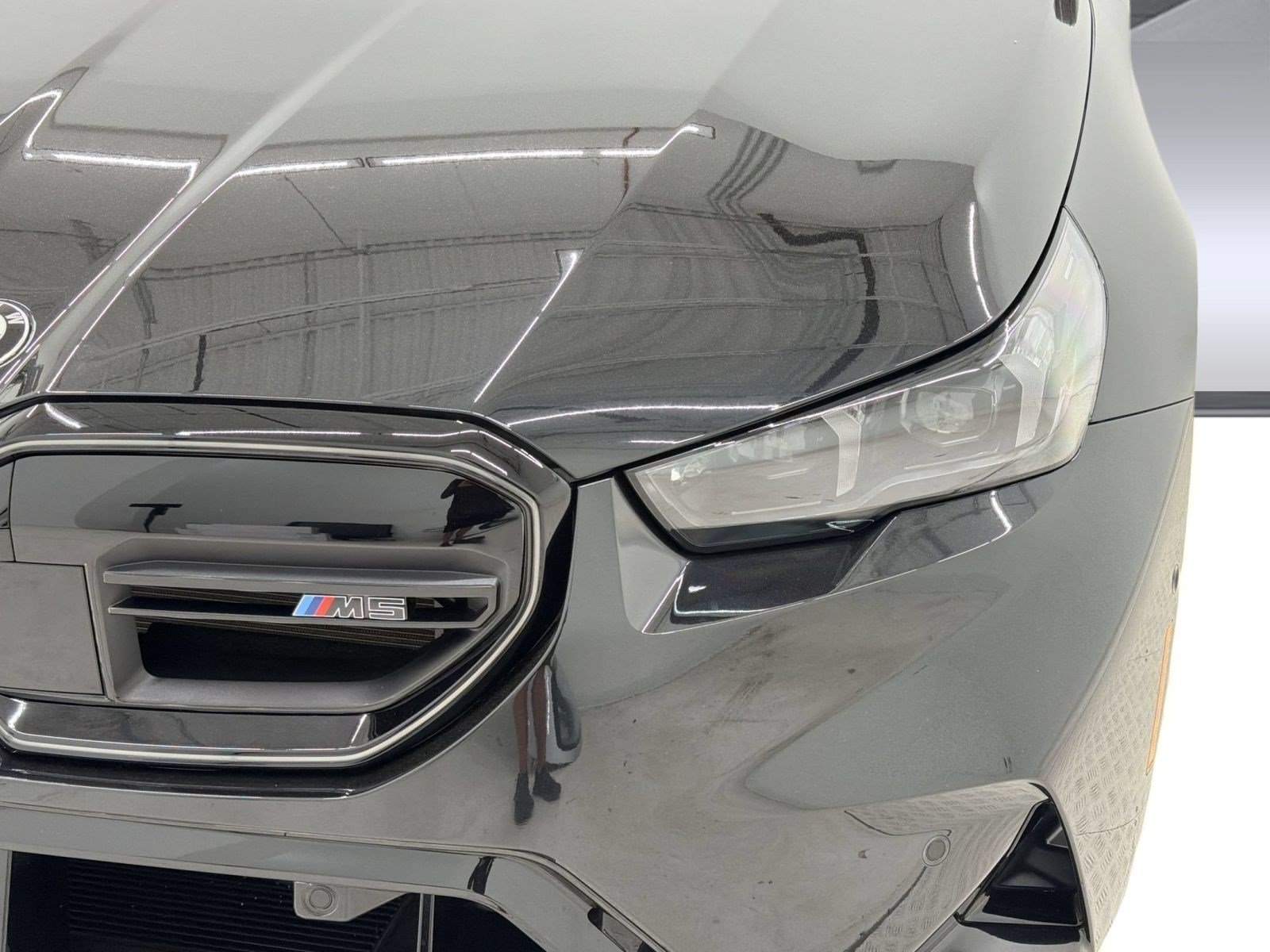 Certified 2025 BMW M5 Touring AWD/4WD image 12