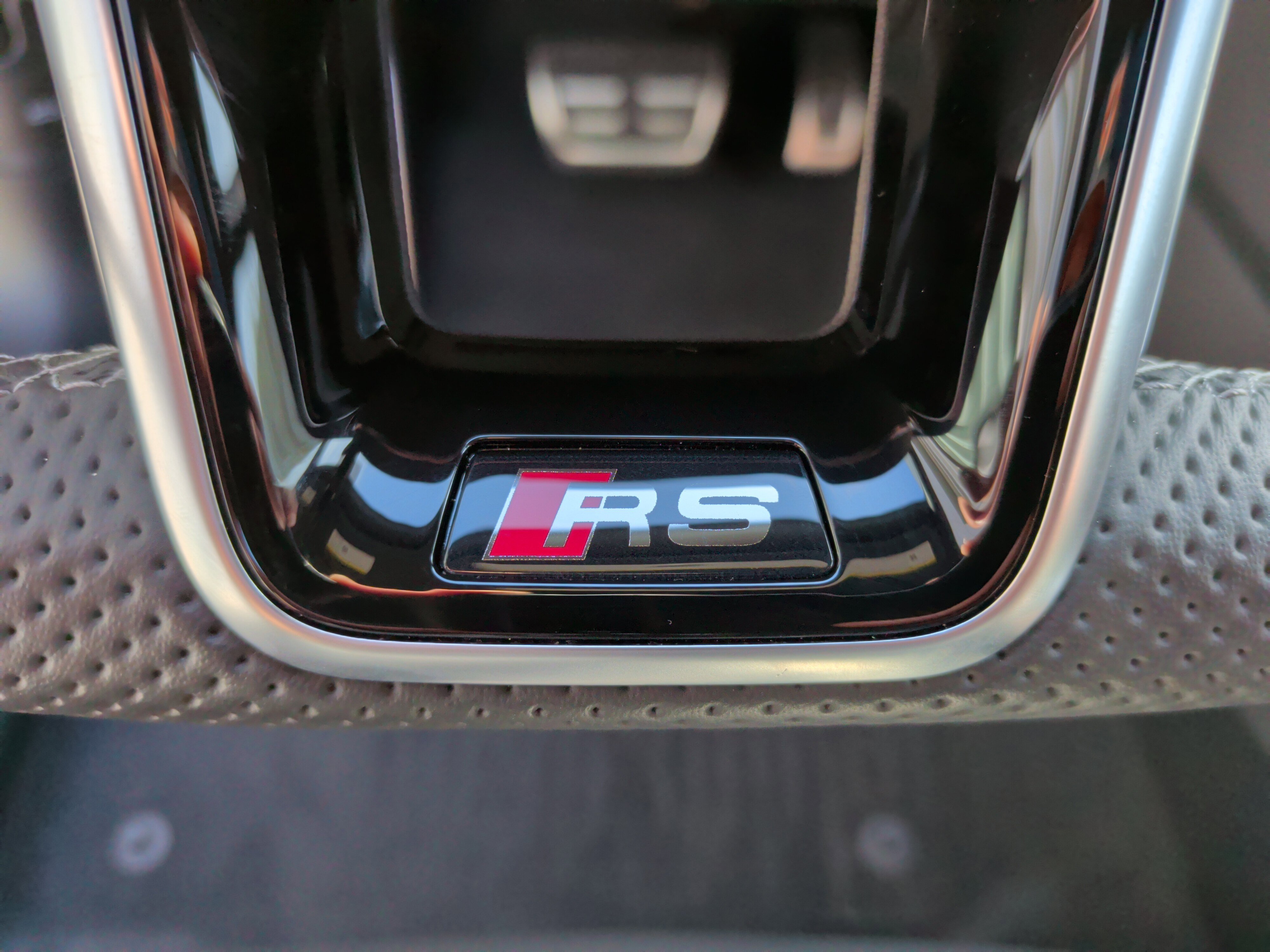 Used 2024 Audi RS 6 performance image 40