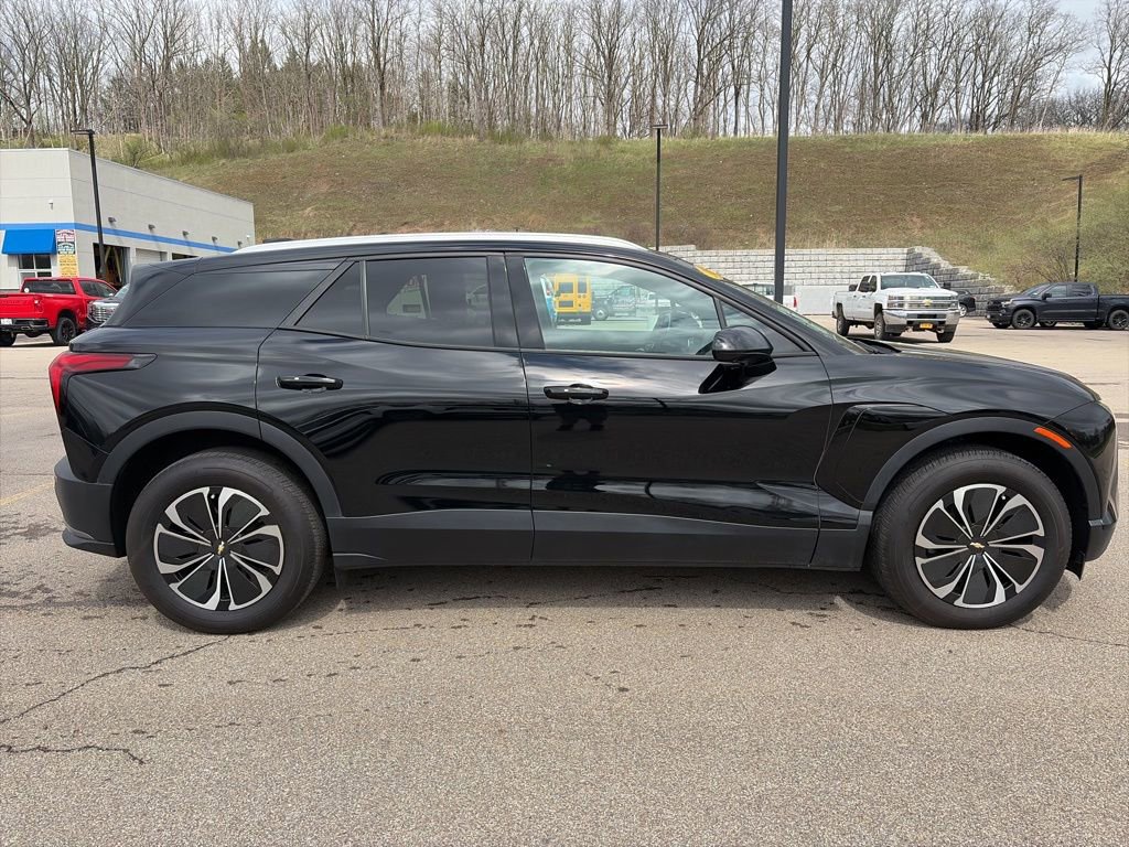 Used 2024 Chevrolet Blazer EV LT image 4