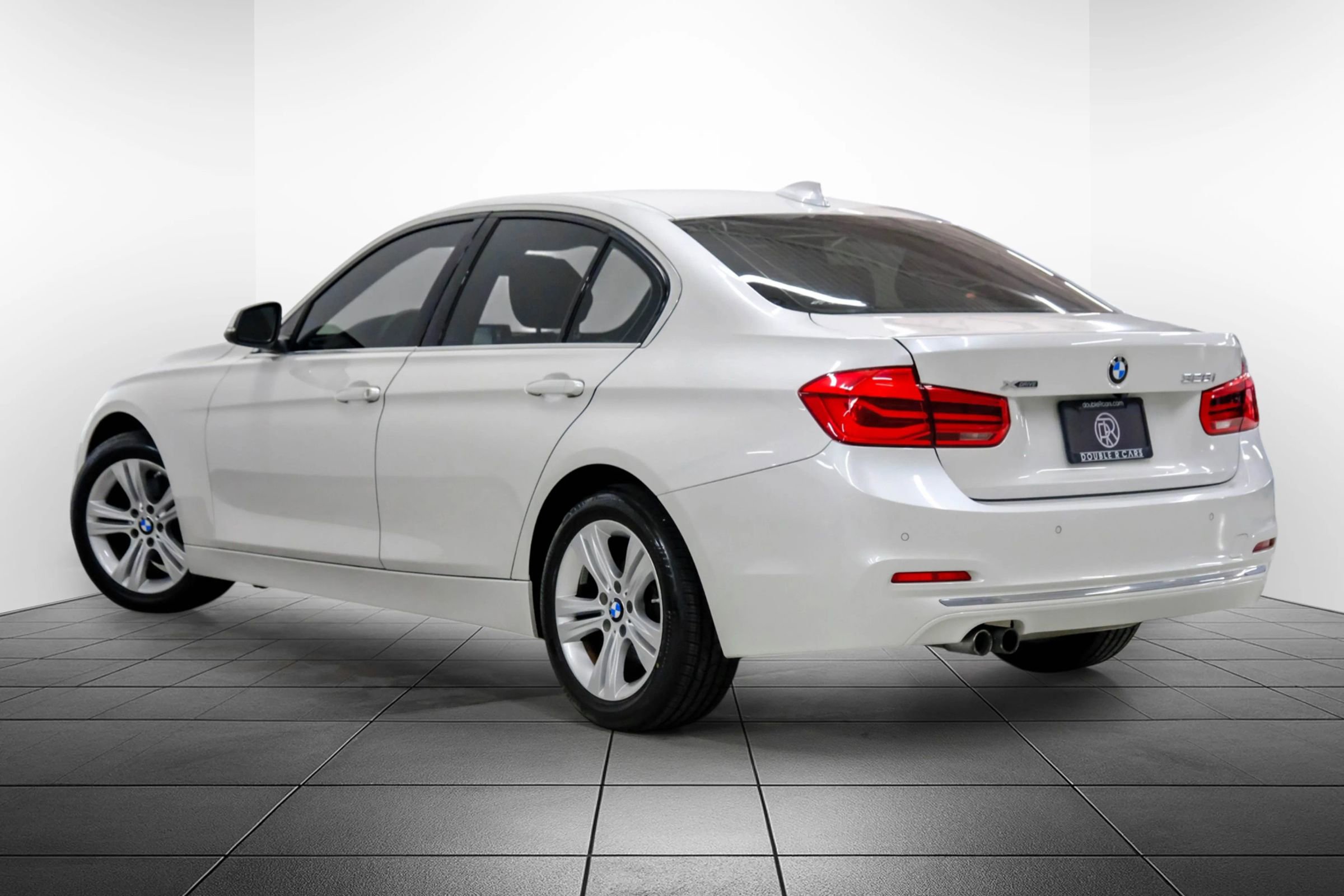 Used 2016 BMW 328i xDrive Sedan image 11