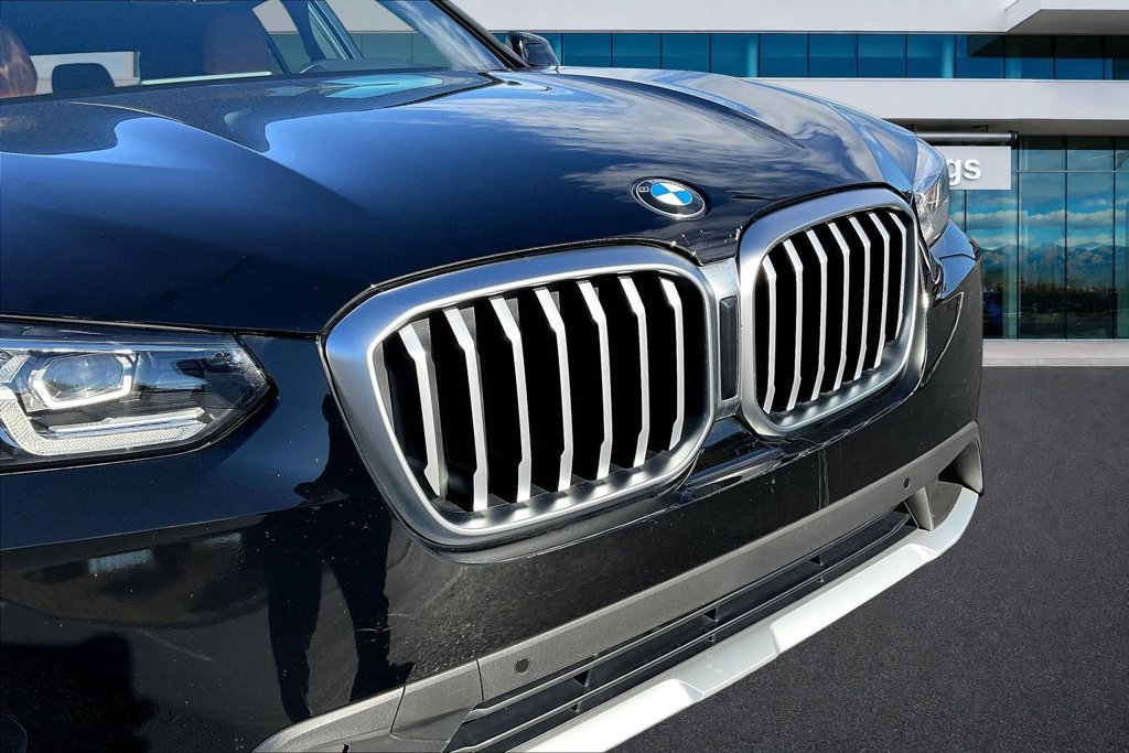 Used 2024 BMW X3 xDrive30i w/ Premium Package AWD/4WD image 32