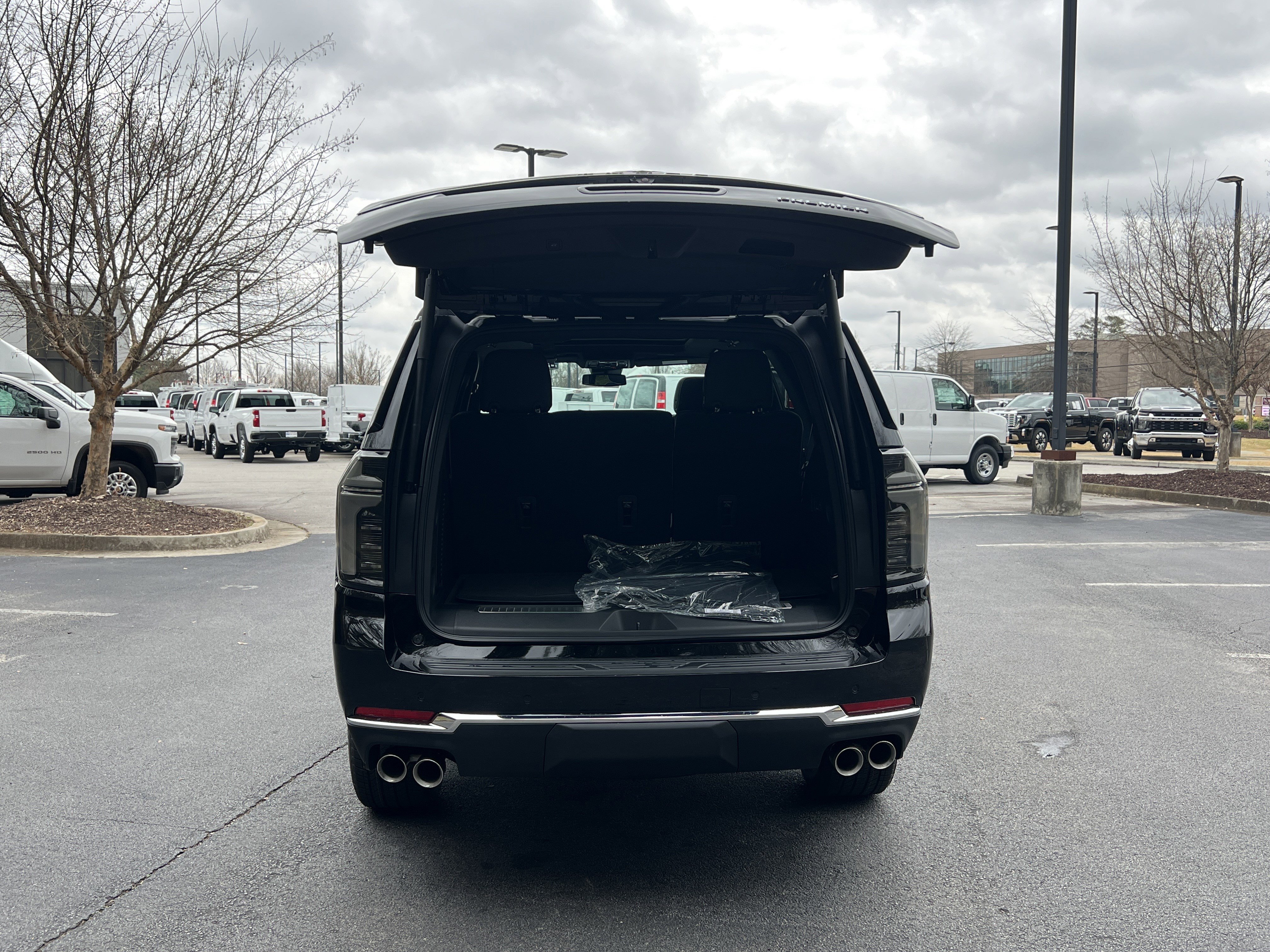 New 2026 Chevrolet Tahoe Premier w/ Sun And Tow Package image 11