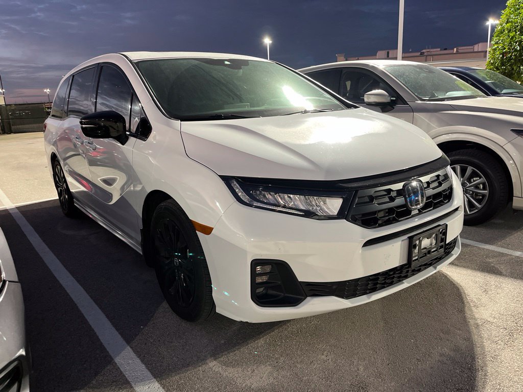 Used 2025 Honda Odyssey Sport-L image 2