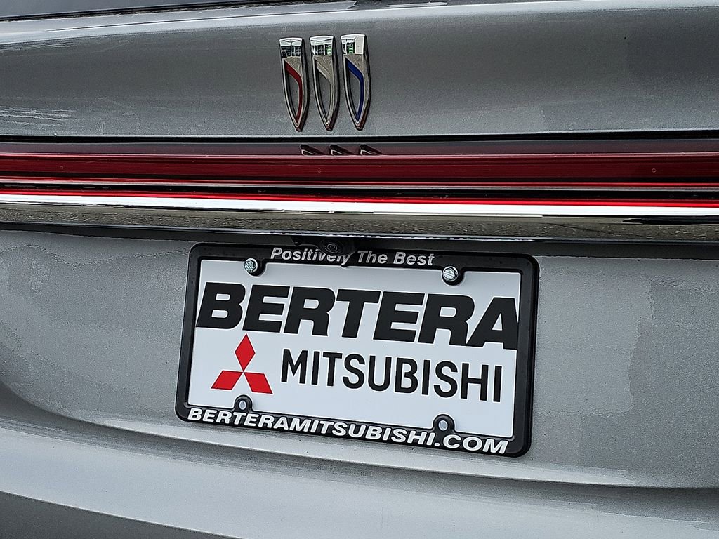 Used 2025 Buick Enclave Preferred image 32