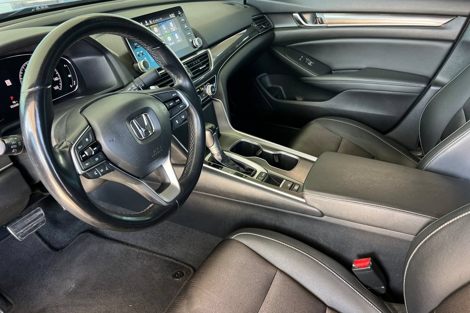 Used 2020 Honda Accord Sport image 10
