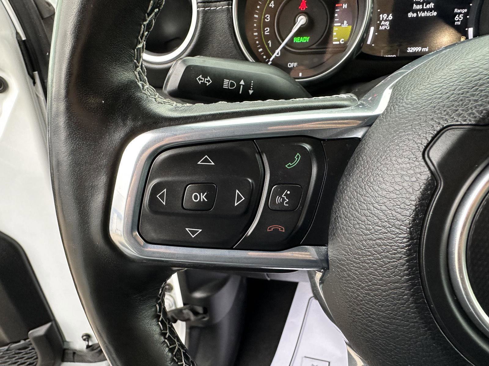 Used 2023 Jeep Wrangler Unlimited Sahara w/ Cold Weather Group AWD/4WD image 22