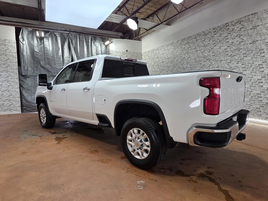 Used 2022 Chevrolet Silverado 2500 LTZ w/ LTZ Convenience Package image 6