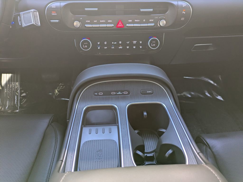 Used 2026 Hyundai Palisade Calligraphy image 17