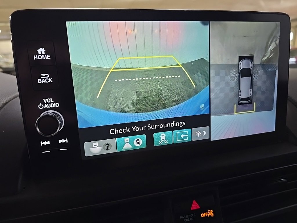 Used 2023 Honda Pilot TrailSport image 24