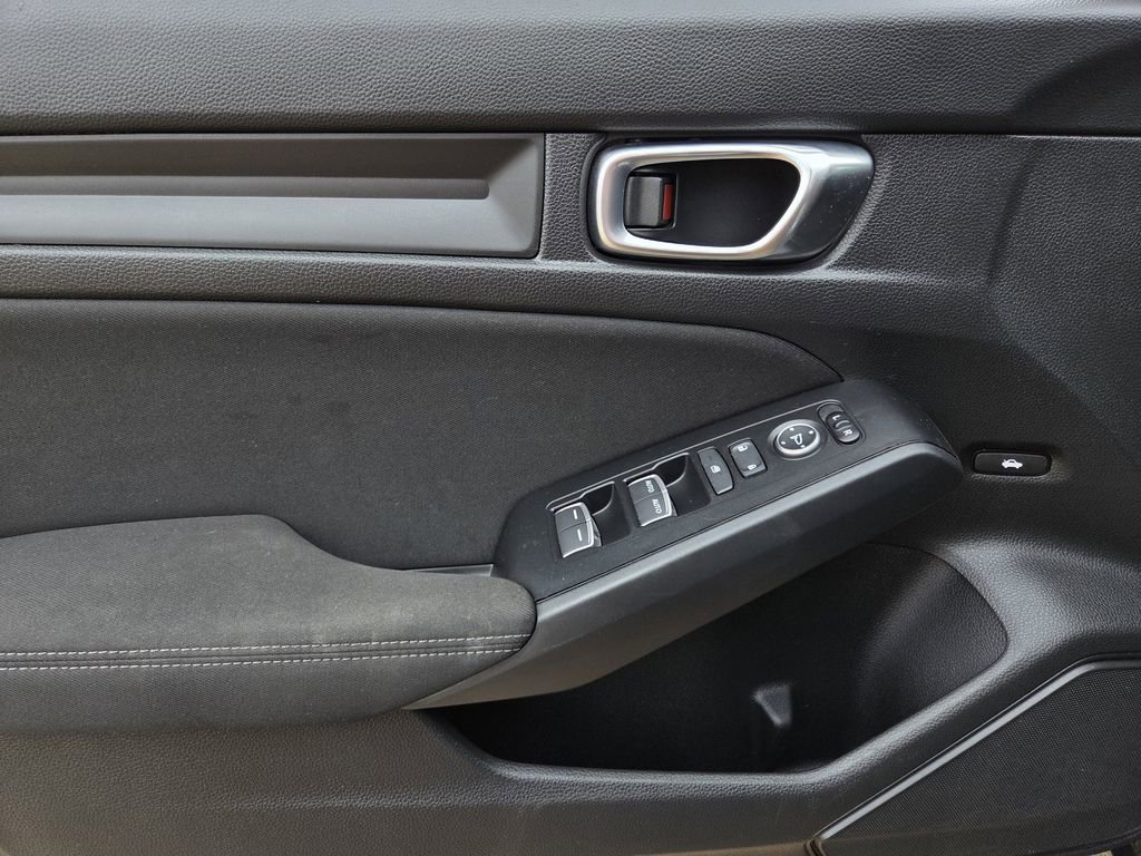 Used 2025 Honda Civic LX image 17