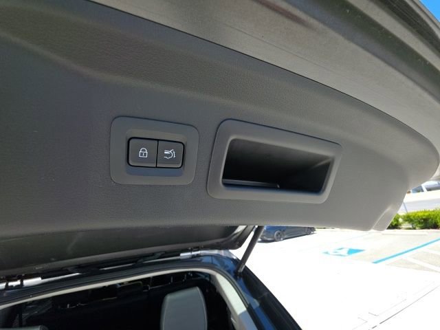 Used 2024 MAZDA CX-90 3.3 Turbo w/ Preferred Plus AWD/4WD image 31