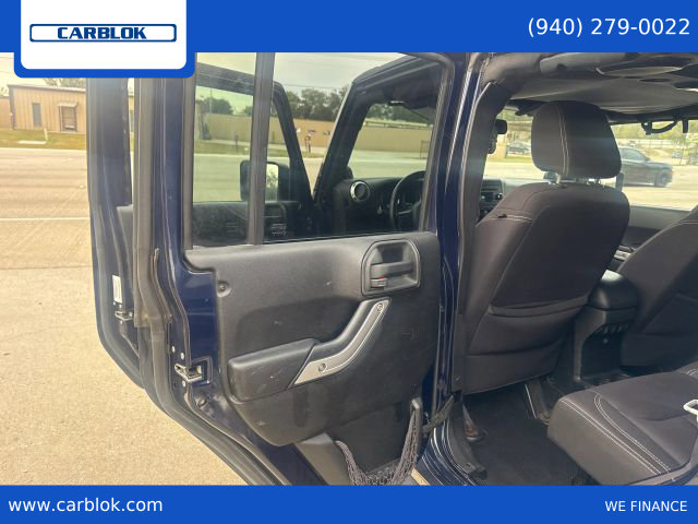 Used 2013 Jeep Wrangler Unlimited Sahara w/ Connectivity Group image 13