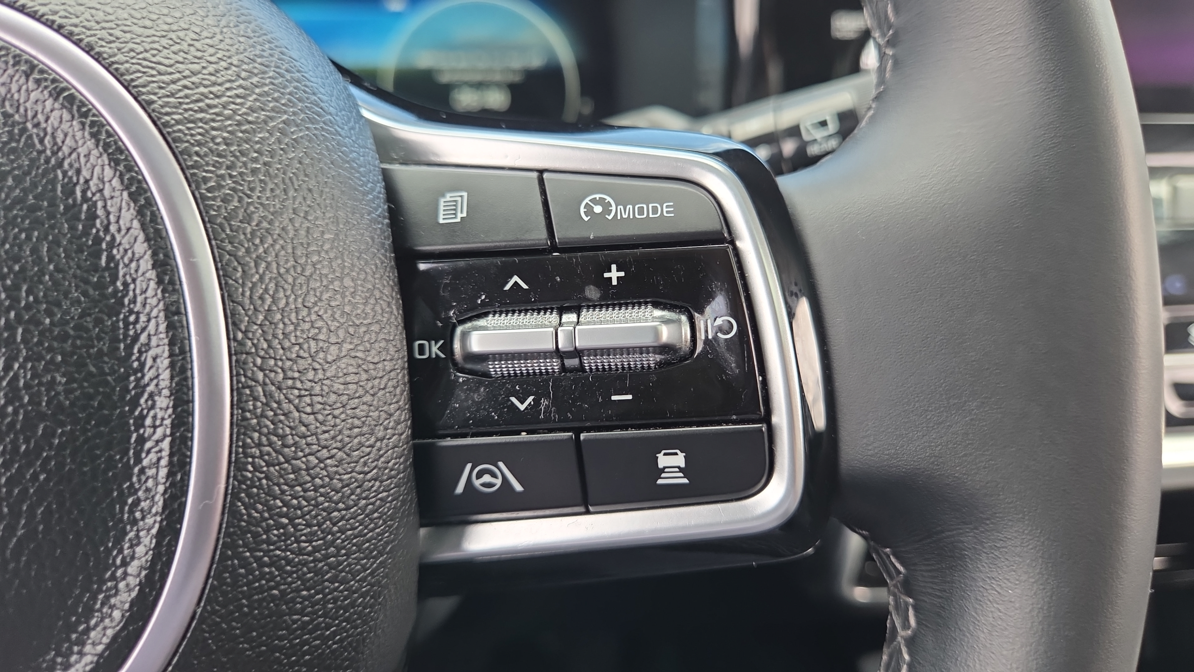 Used 2023 Kia Sorento SX AWD/4WD image 27