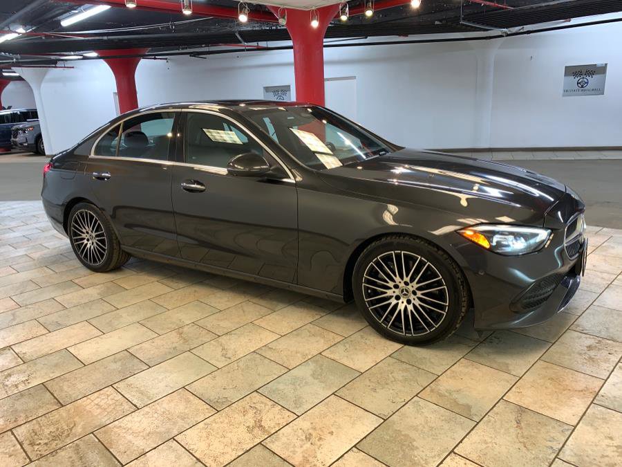 Used 2022 Mercedes-Benz C 300 4MATIC Sedan w/ Pinnacle Trim Package image 9