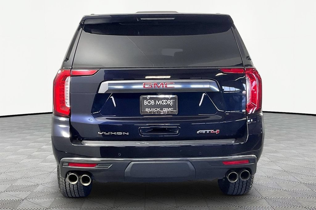 Used 2024 GMC Yukon AT4 w/ AT4 Premium Package AWD/4WD image 5