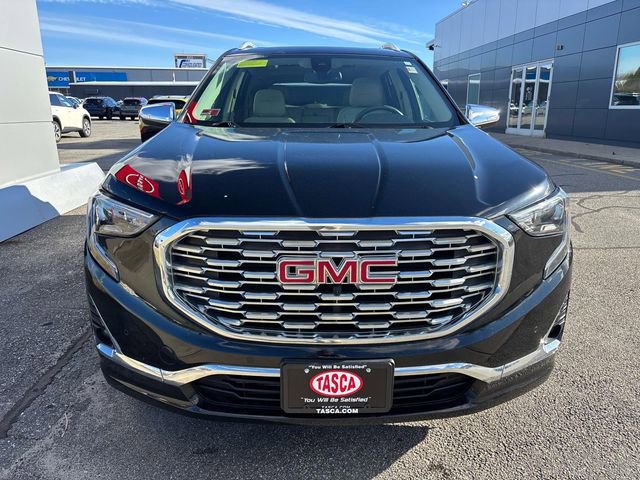 Used 2018 GMC Terrain Denali w/ Advanced Safety Package image 2