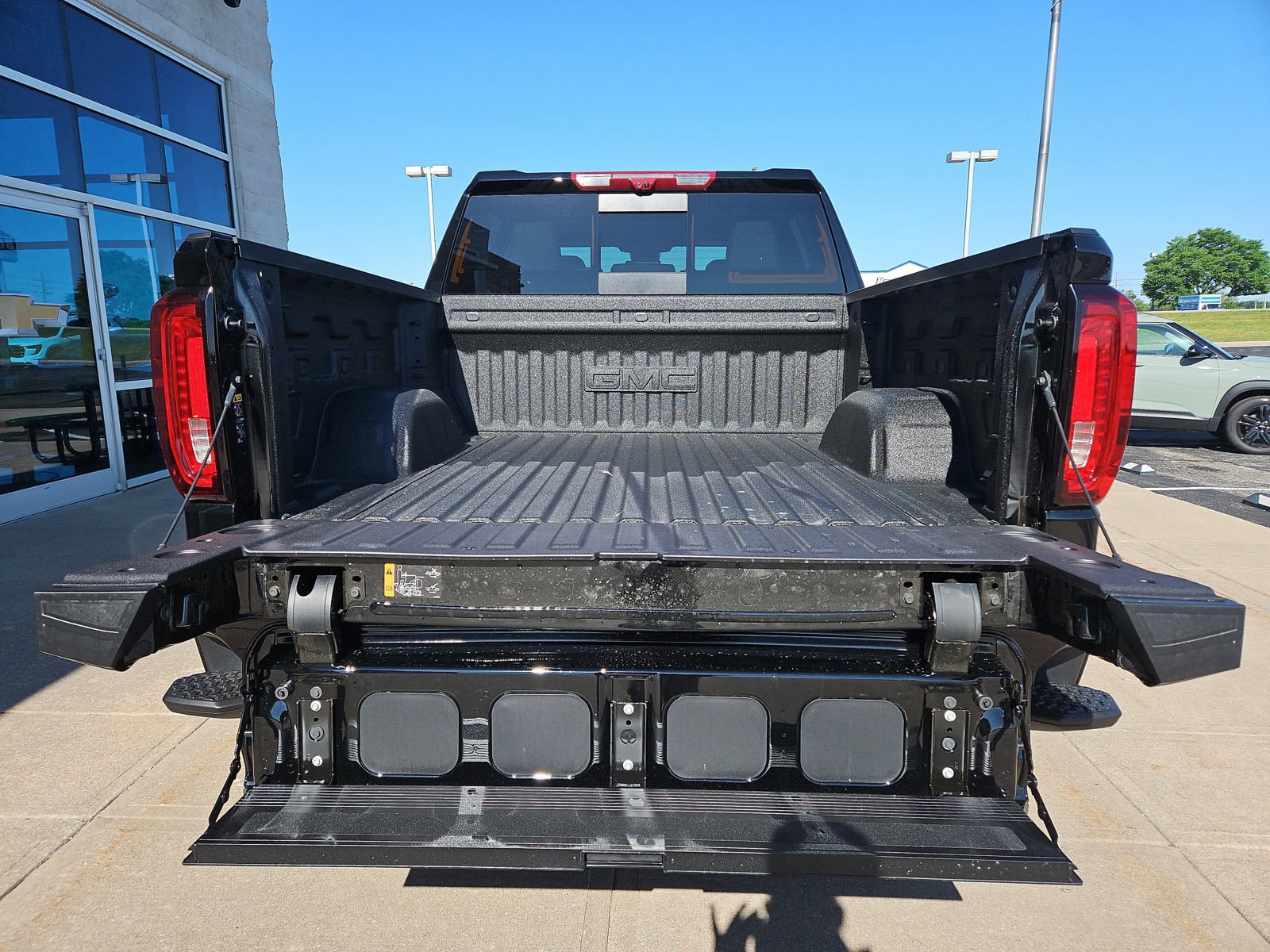 New 2026 GMC Sierra 1500 Denali AWD/4WD image 23