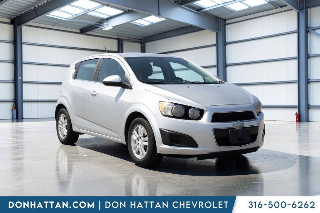 Used 2016 Chevrolet Sonic LT FWD image 23