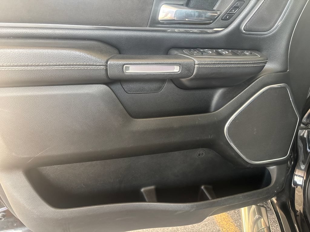 Used 2022 RAM 1500 Laramie AWD/4WD image 16