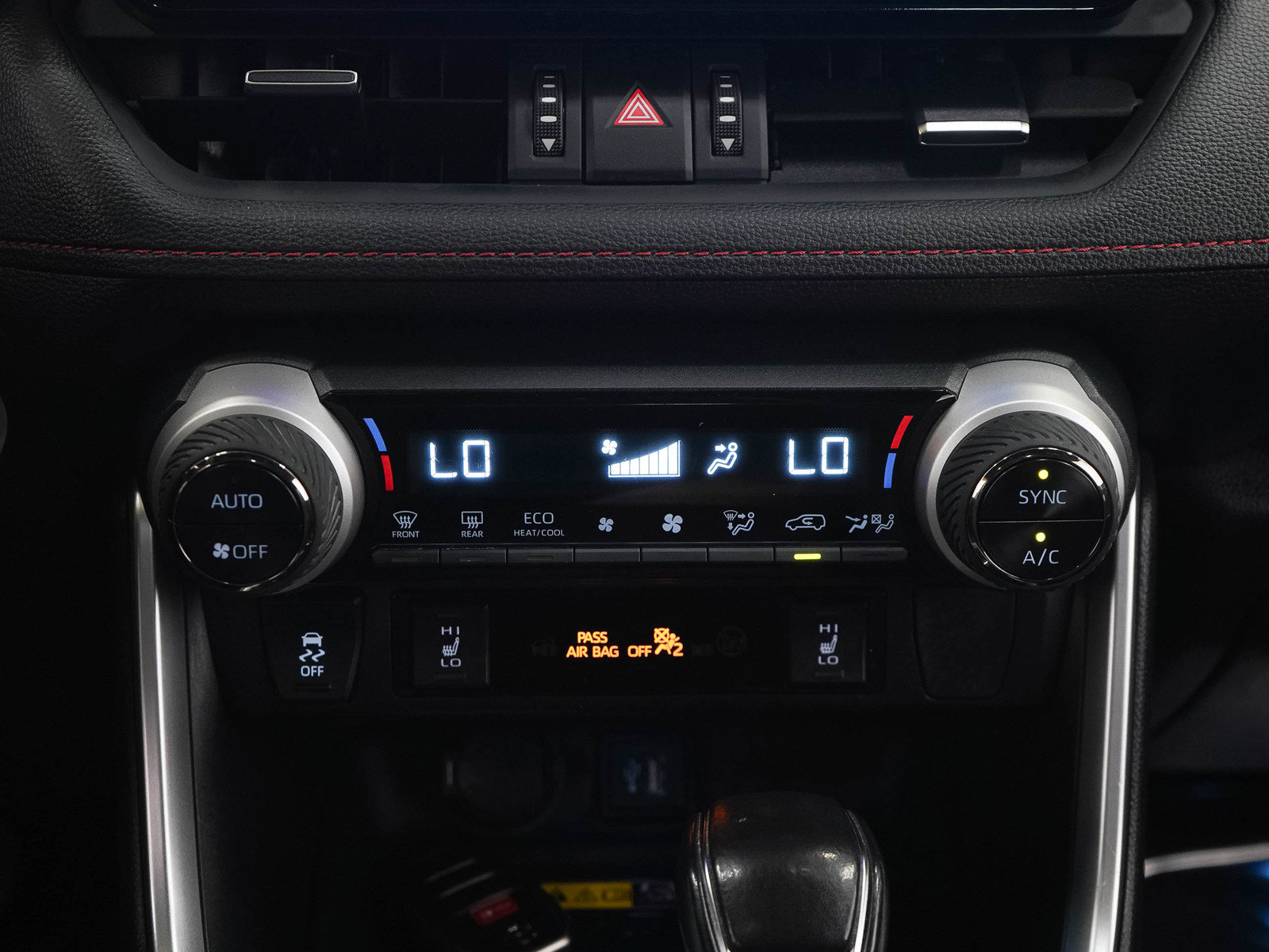 Used 2023 Toyota RAV4 XSE AWD/4WD image 19