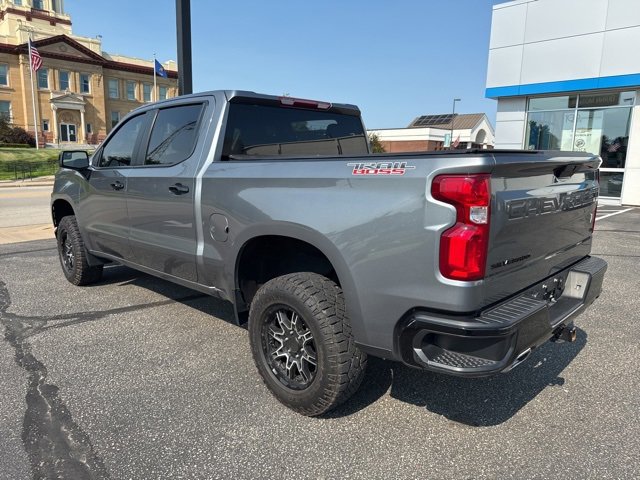 Used 2021 Chevrolet Silverado 1500 LT Trail Boss w/ Bed Protection Package image 3