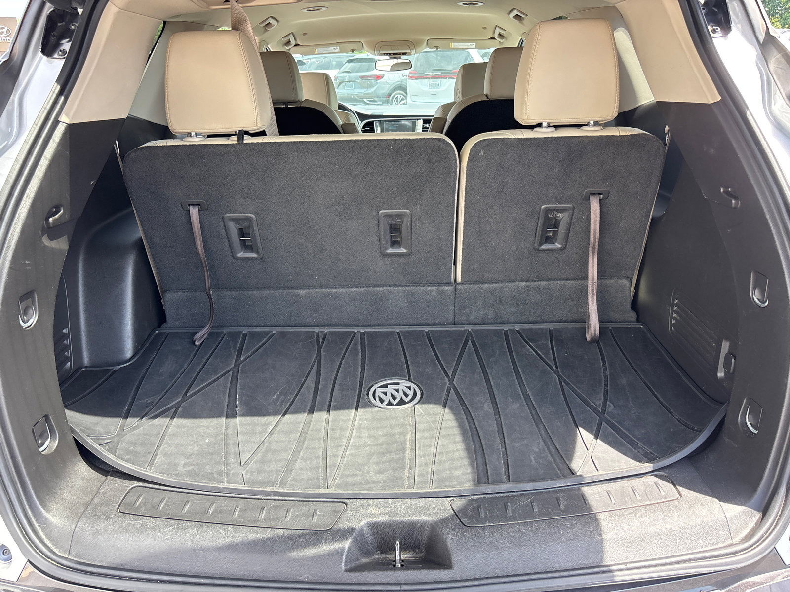 Used 2019 Buick Enclave Essence AWD/4WD image 9