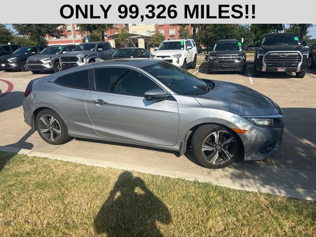 Used 2017 Honda Civic Touring image 2