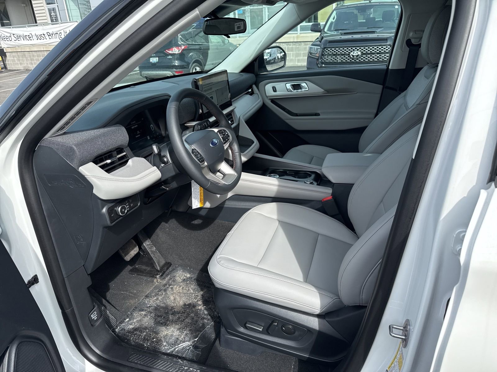 New 2026 Ford Explorer Active w/ Active Comfort Package image 21