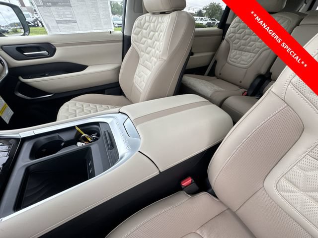 New 2025 Nissan Armada Platinum Reserve AWD/4WD image 19