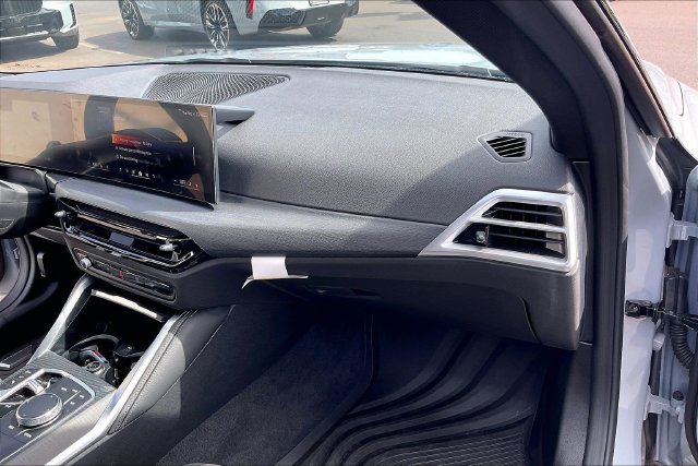 Used 2025 BMW i4 eDrive40 w/ M Sport Package RWD image 17