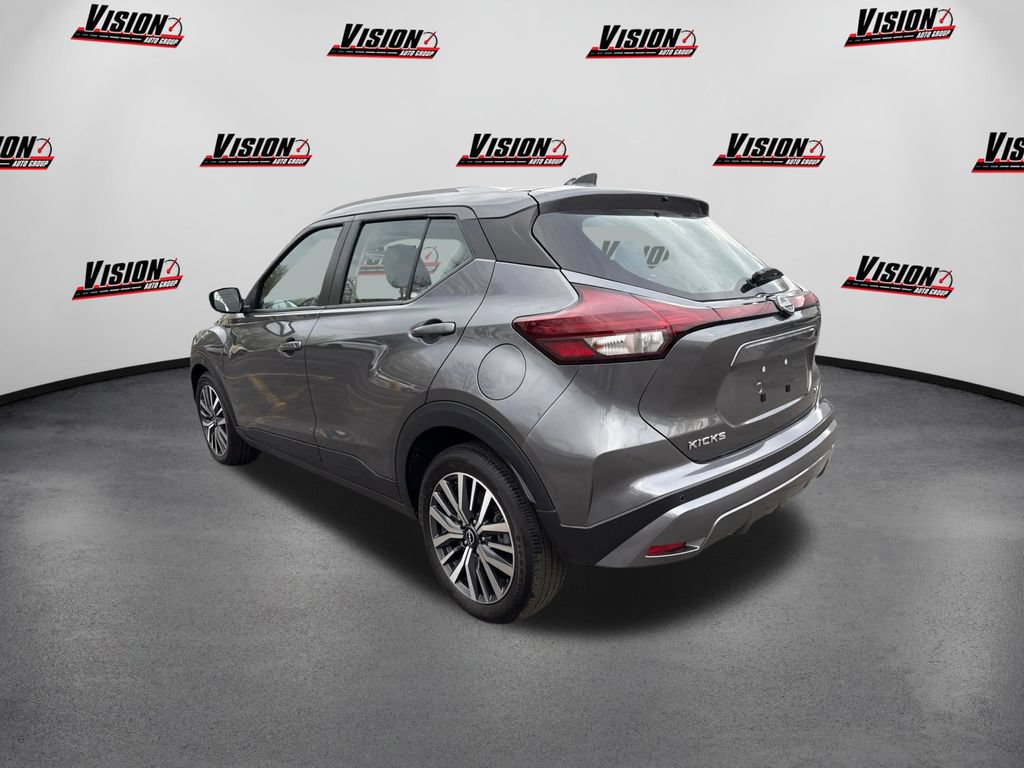 Used 2024 Nissan Kicks SV FWD image 7