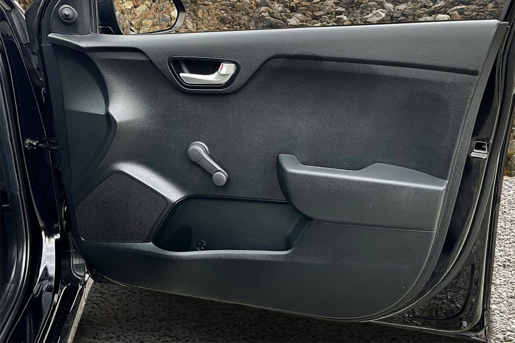 Used 2018 Kia Rio LX image 19