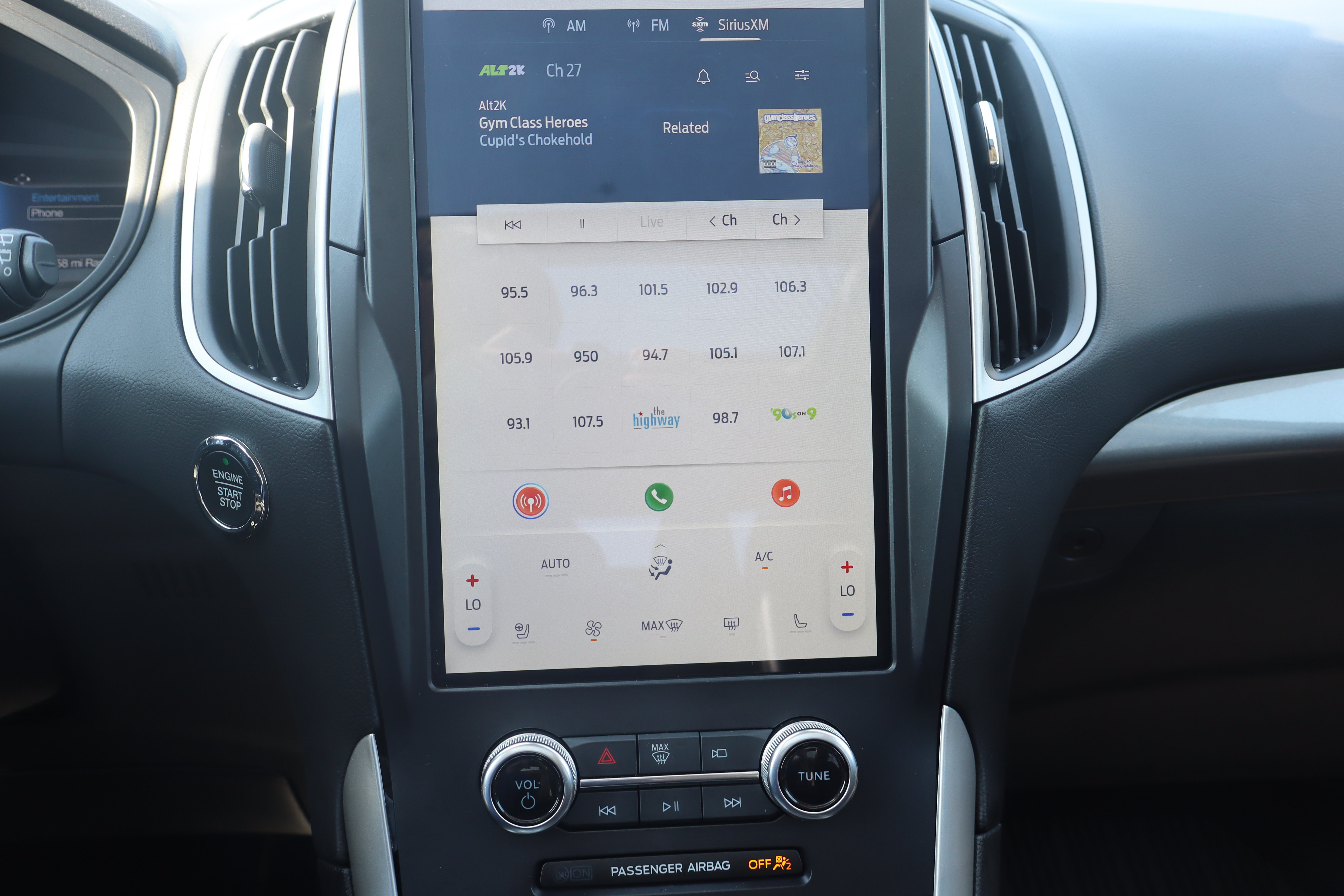Used 2024 Ford Edge SEL w/ Convenience Package AWD/4WD image 18