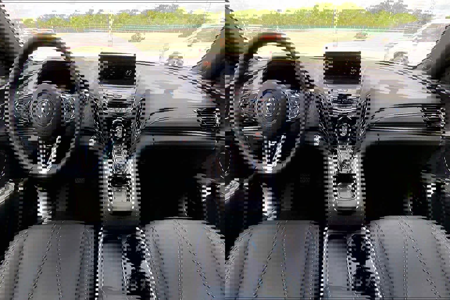 Used 2026 Acura RDX SH-AWD image 15