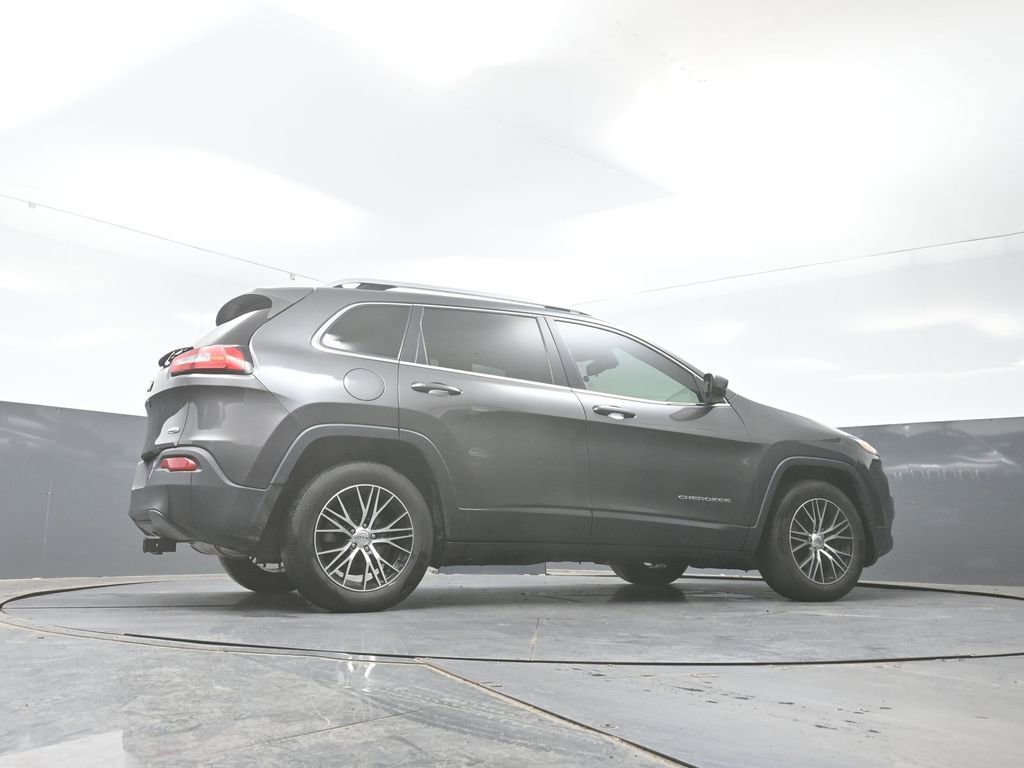 Used 2016 Jeep Cherokee Latitude image 45