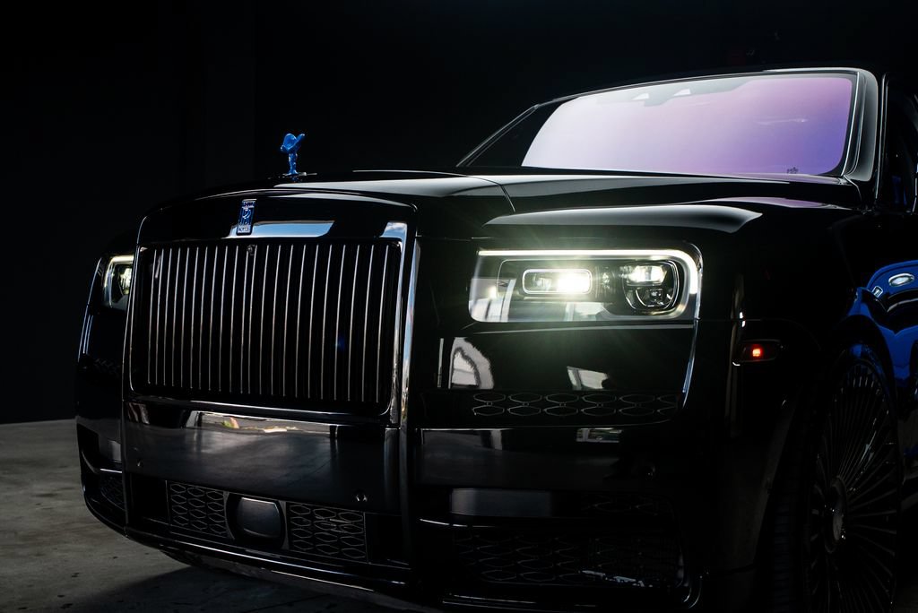 Used 2022 Rolls-Royce Cullinan w/ Cullinan Package AWD/4WD image 7